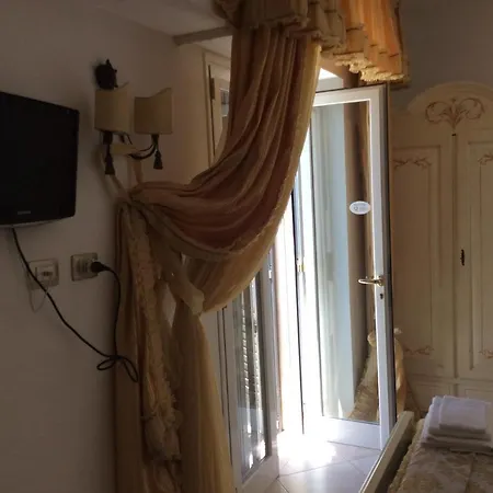 Delle Rose Panzió 4*