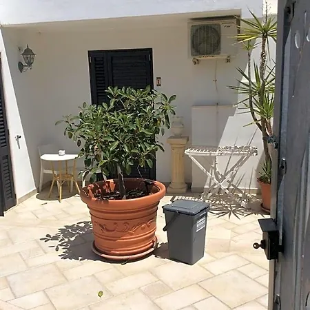 Delle Rose Bed & Breakfast Maruggio