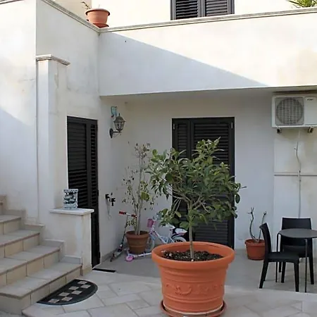 Delle Rose Bed & Breakfast Maruggio