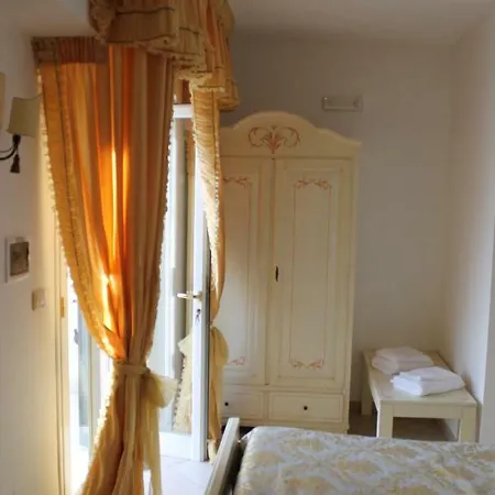 Delle Rose Отель типа 